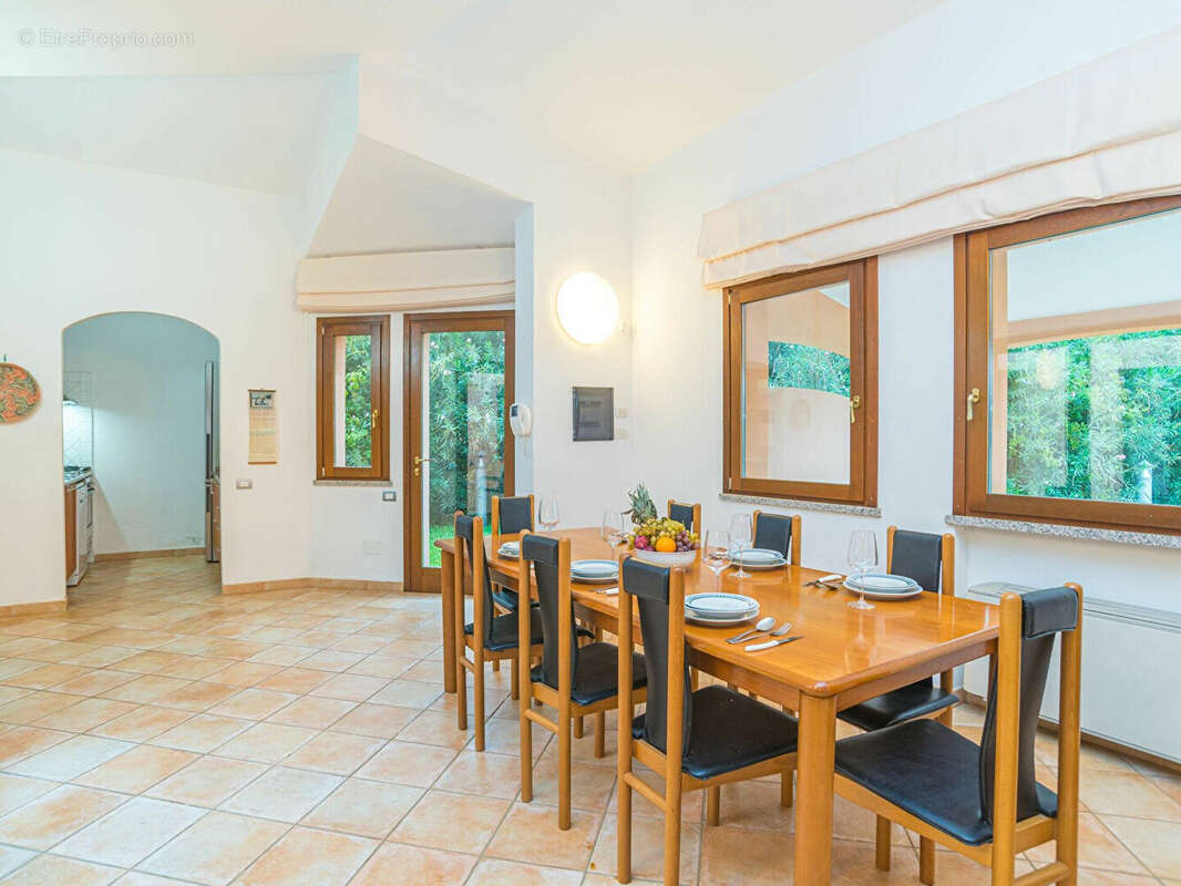 Maison à CUERS
