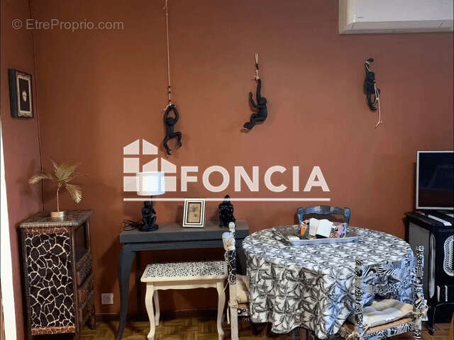 Appartement à GREOUX-LES-BAINS