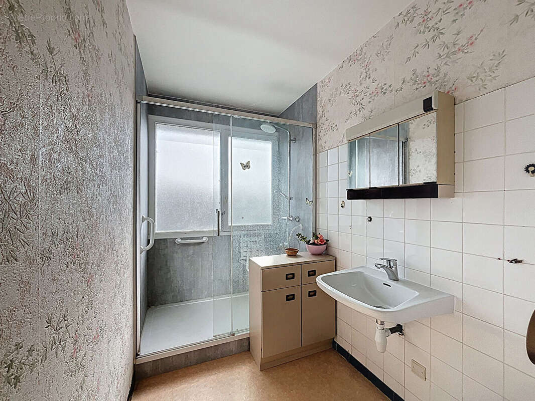 Appartement à SAINT-MICHEL-SUR-ORGE