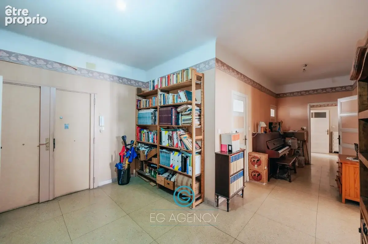 Appartement 4 pièces 145 m² à vendre à Marseille-1e (13001) - photo 4