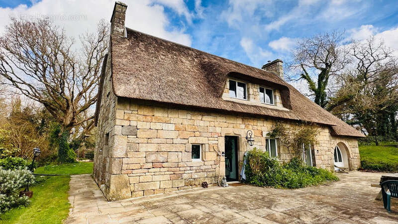 Maison à LOGONNA-DAOULAS