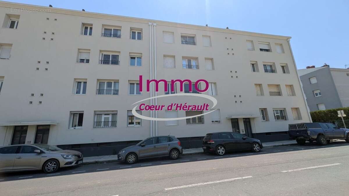 Appartement à GIGNAC