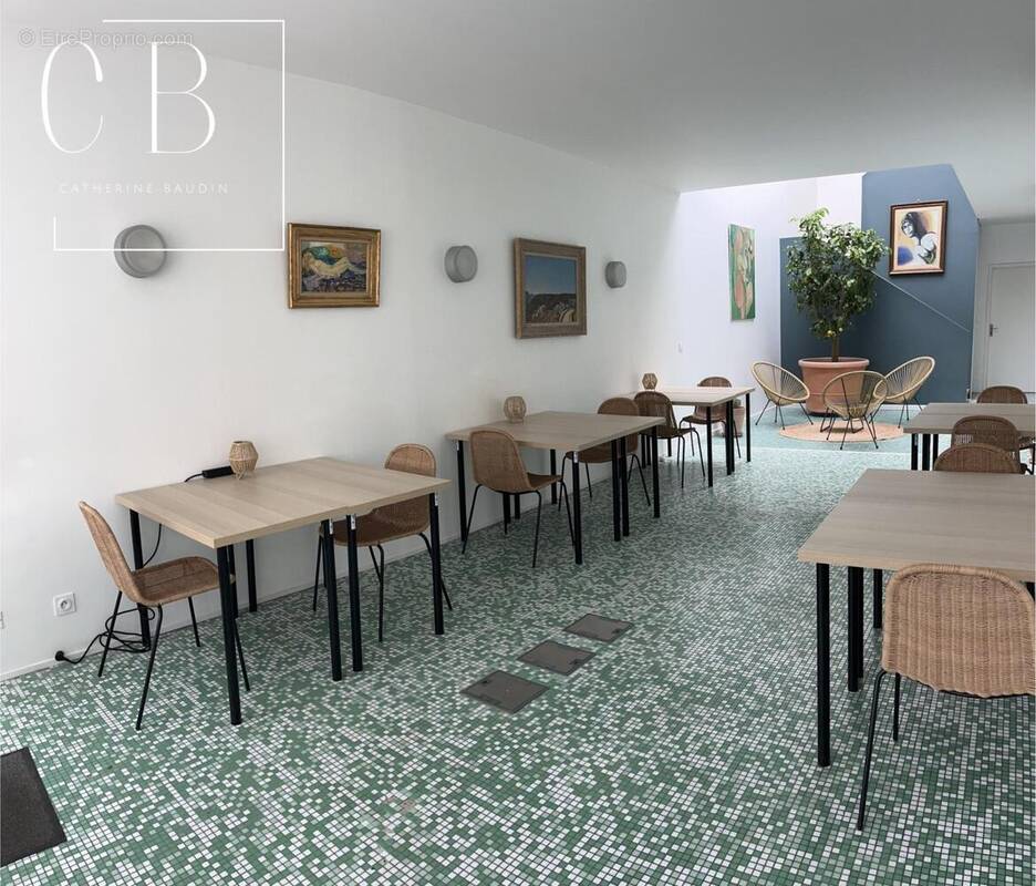 Photo 1 - Commerce à LA ROCHELLE