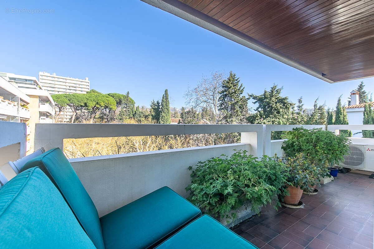 Appartement à MARSEILLE-9E