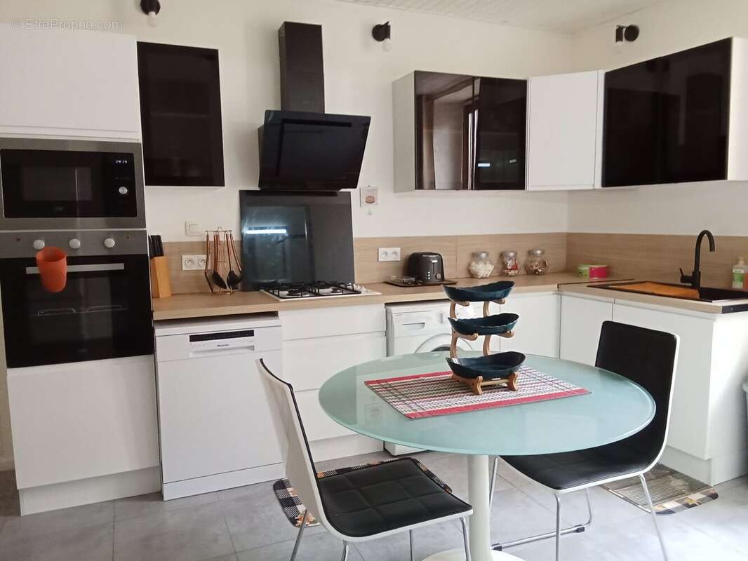 Superbe Loft de 89m² avec garage à St Hippolyte du Fort - photo 3