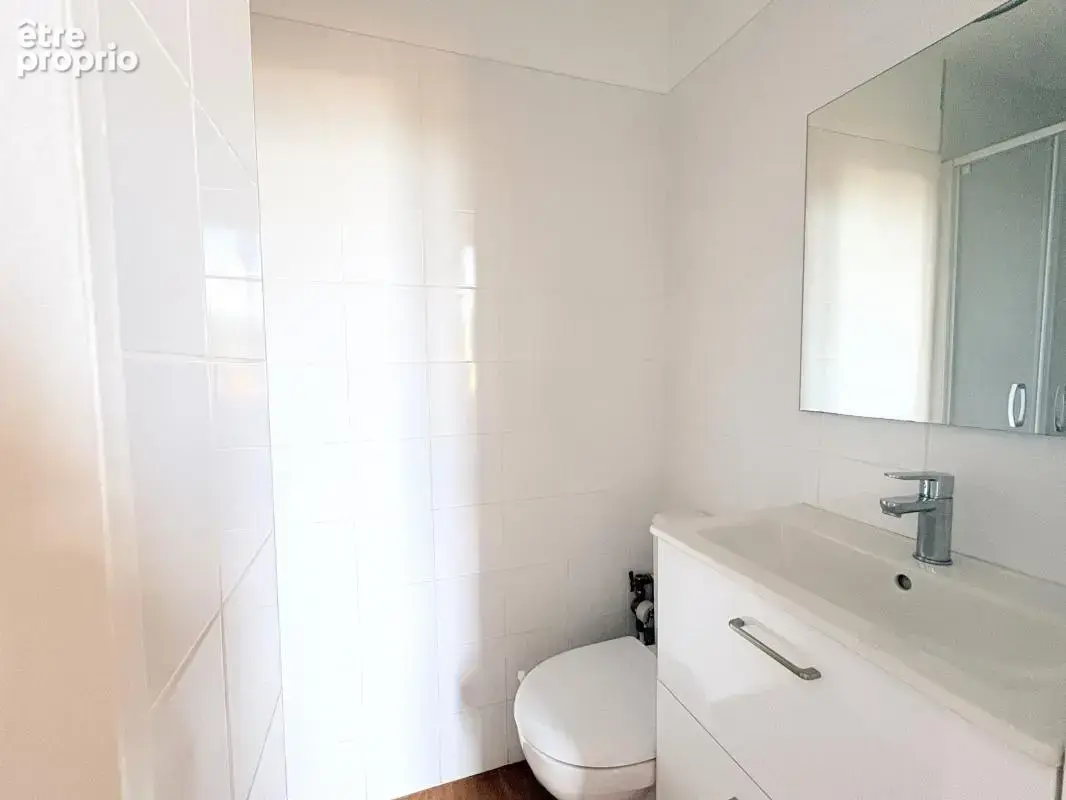 Studio rénové – Quartier de La Genette, La Rochelle - photo 4