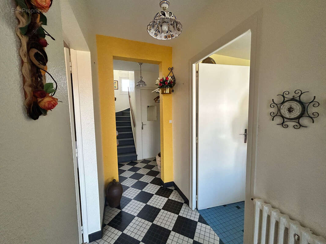 Maison à VILLEDIEU-LES-POELES