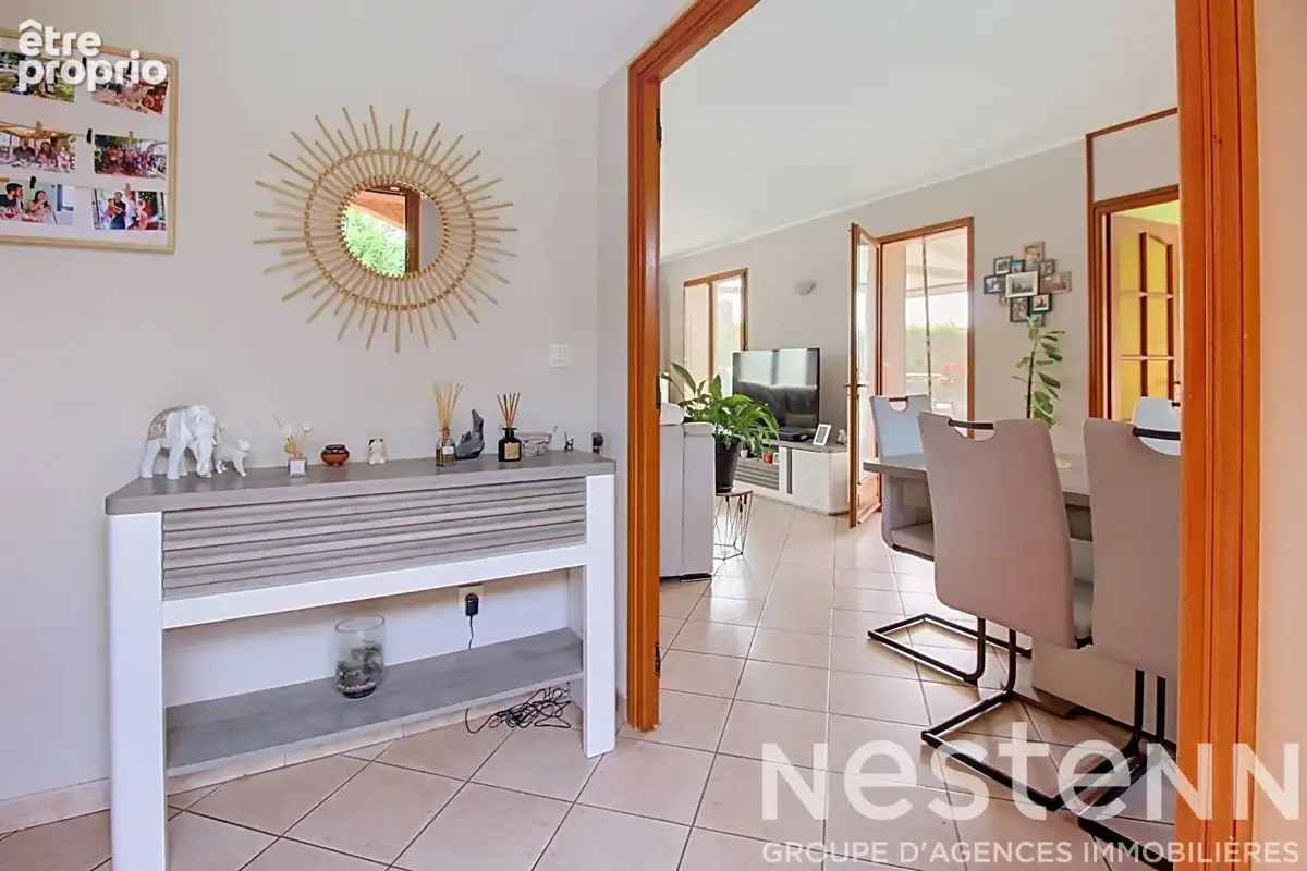 A VENDRE - Maison Vidauban 5 pièces 123m2, piscine , garage  , sous sol  et cave. - photo 4