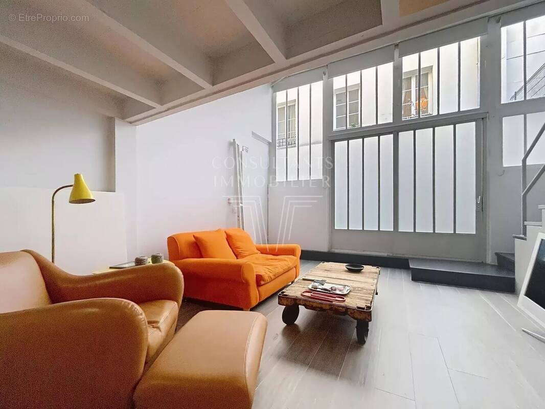 Appartement à PARIS-15E