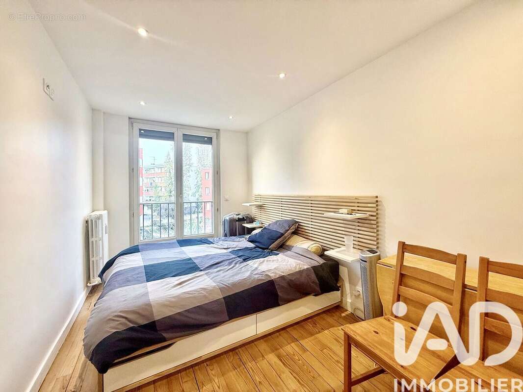 Photo 9 - Appartement à AUBERVILLIERS