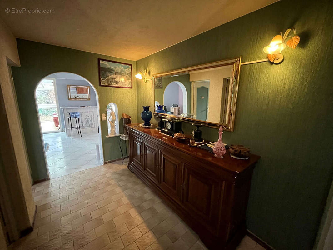 Maison à LEVIS-SAINT-NOM