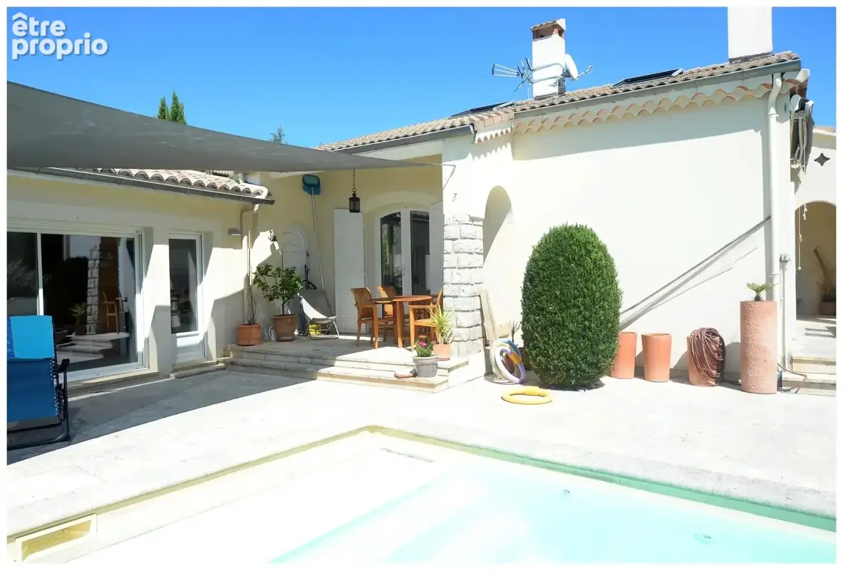Nyons 26110 - propriete de charme 144 m² - terrain clos et paysage 750 m² - 4 chambres - piscine - poolhouse amenage - photo 16