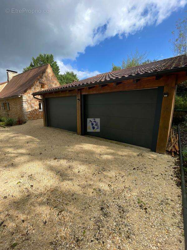 Maison à SAVIGNAC-LES-EGLISES