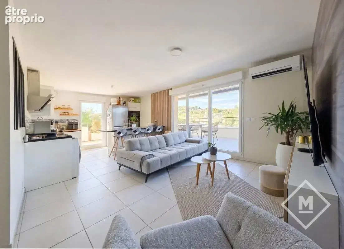 À découvrir sans tarder ! Superbe T3 coup de cœur en dernier étage avec terrasse de 40 m² – Château-Gombert - photo 13