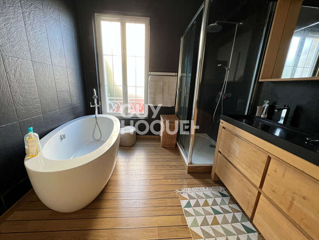 Maison centre ville 4 chambres - photo 2