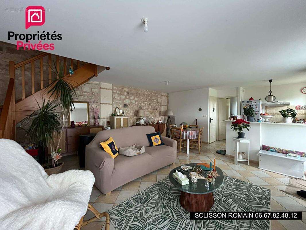 Longère en pierre  Champagne - 4  logements individuels - 3 chambres chacun -  345 m2 - PRIX 592 743 HAI - photo 3