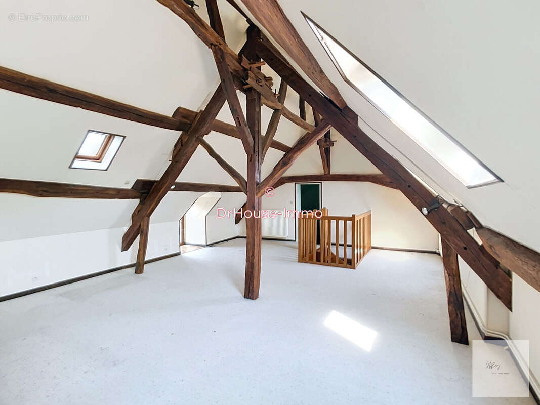 Maison 140 m² à Ingre  - photo 8