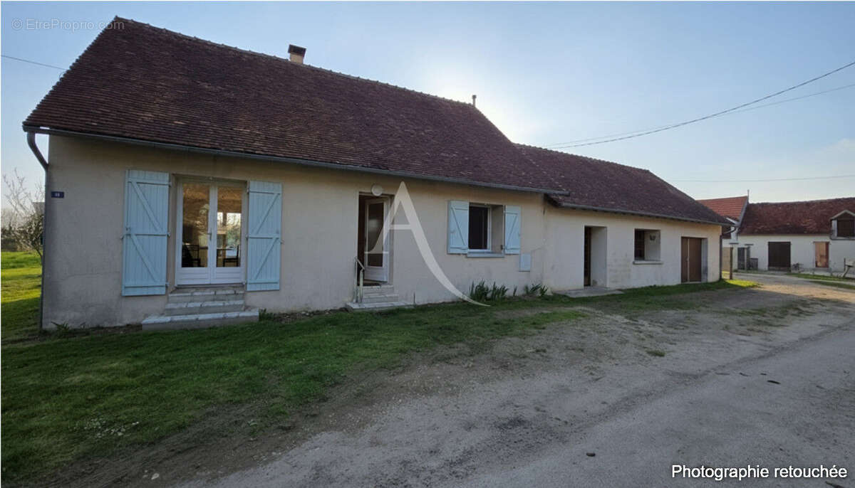 Maison à ORBIGNY