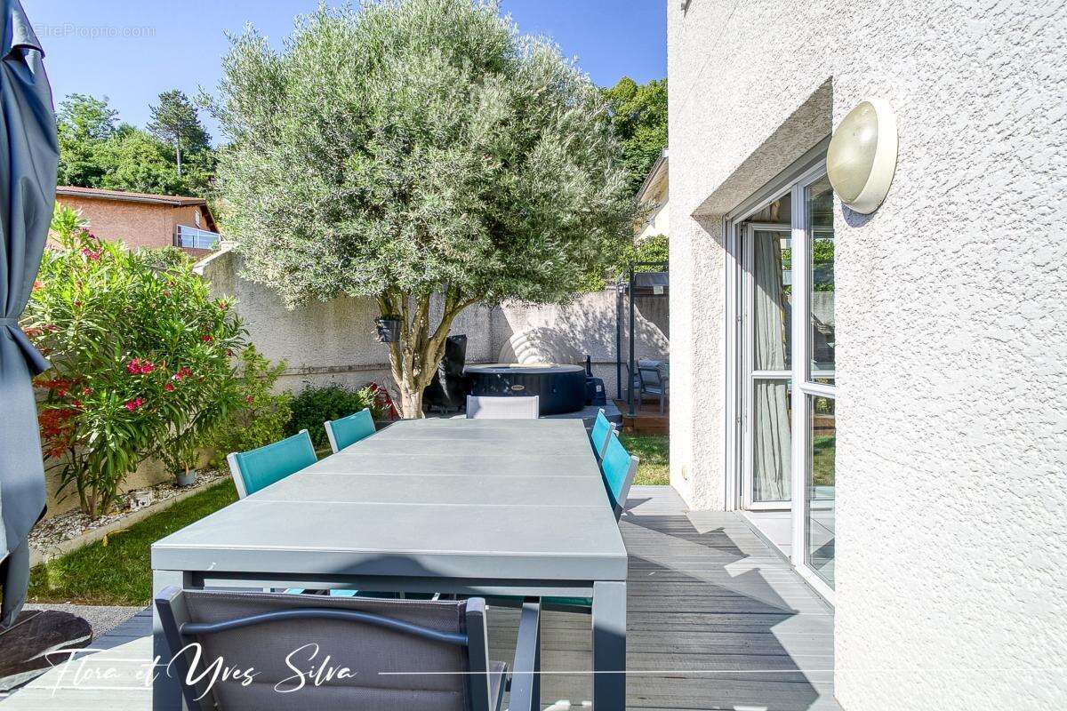 Appartement à CHASSE-SUR-RHONE