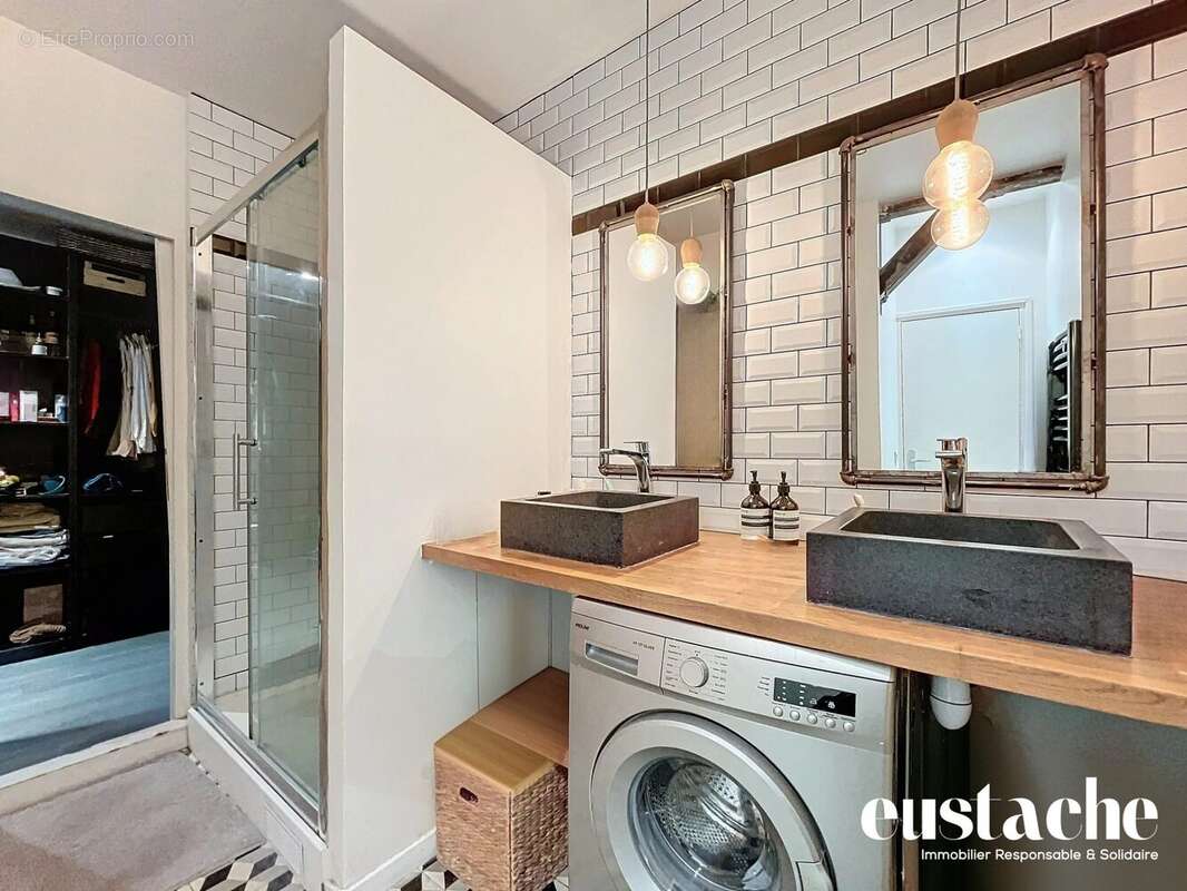 Appartement à PARIS-11E