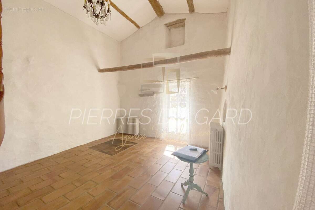 Maison à GARRIGUES-SAINTE-EULALIE