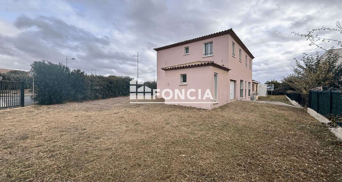 Maison à VILLENEUVE-LES-BEZIERS