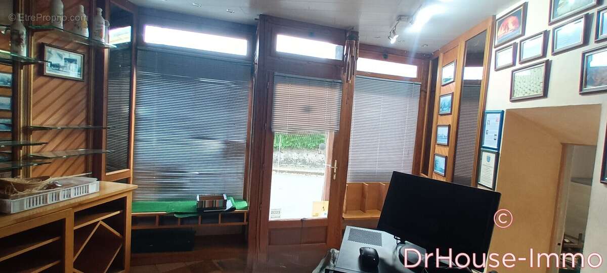 Commerce à RIVARENNES