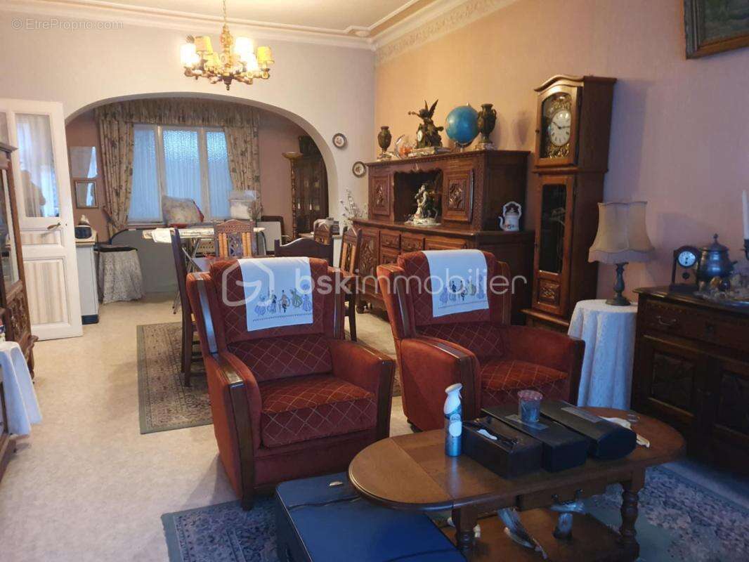 Maison à ORIGNY-SAINTE-BENOITE