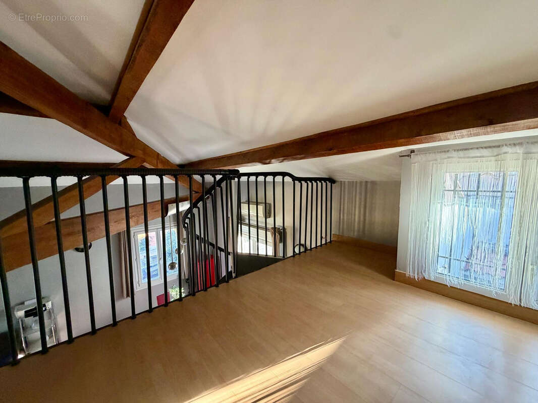 Duplex traversant avec deux terrasses - photo 8