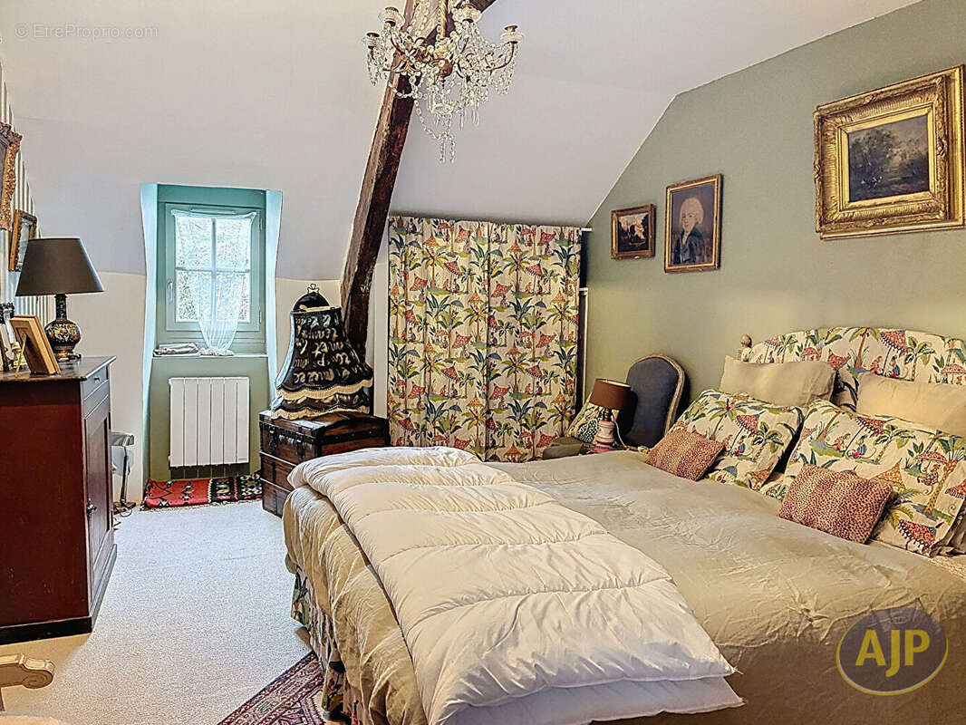 Maison à ROCHEFORT-EN-TERRE