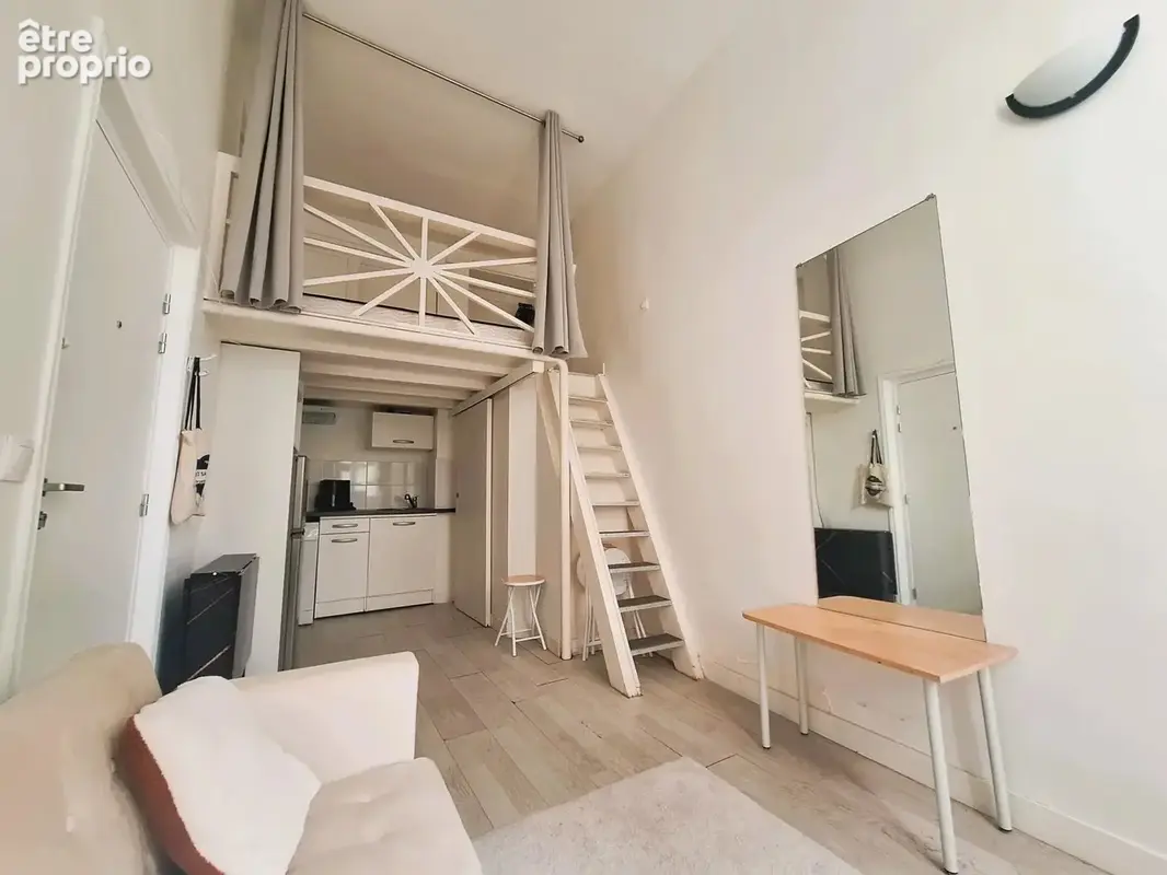 XIème - République - Canal - Beau studio avec mezzanine - 247 925 euros - photo 5