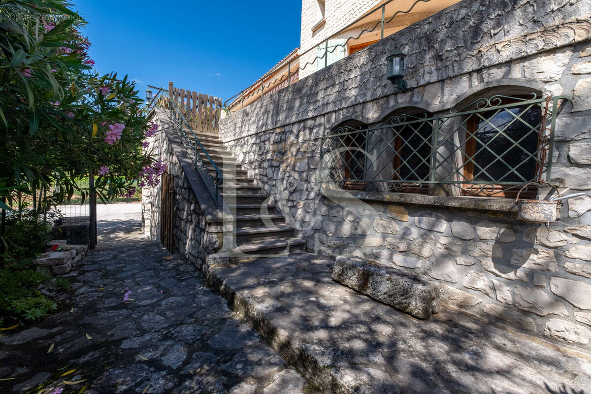 Maison à MOLLANS-SUR-OUVEZE