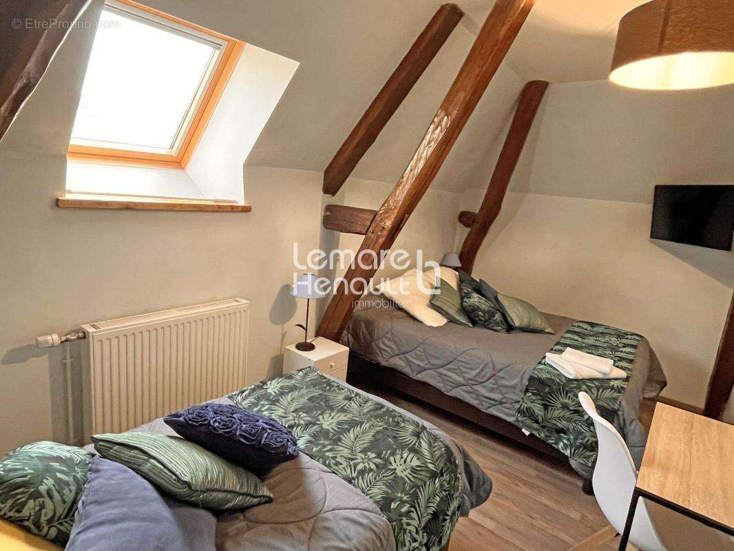 Immeuble pour investisseurs et pro 8 chbres + 3 apparts - photo 17
