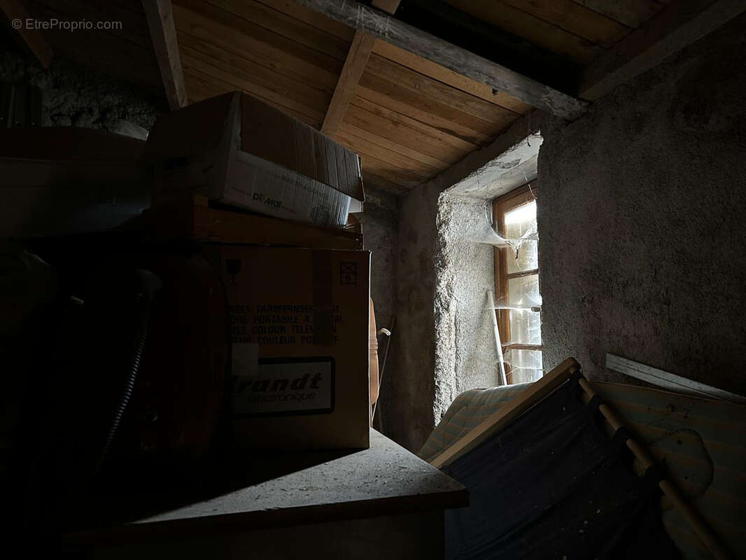 Maison à SAINT-MAURICE-NAVACELLES