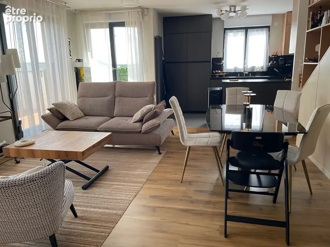 Duplex récent de standing en dernier étage à Clamart (92140) . - photo 3