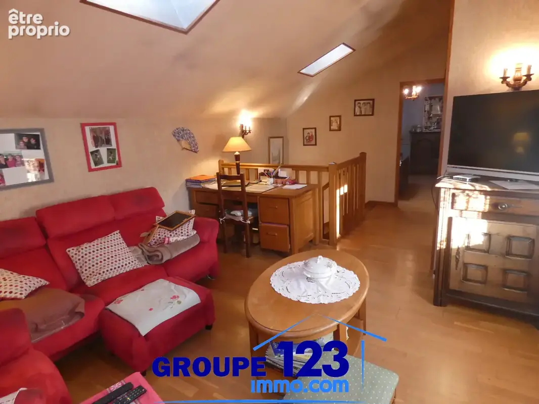 Maison et local commercial - photo 6