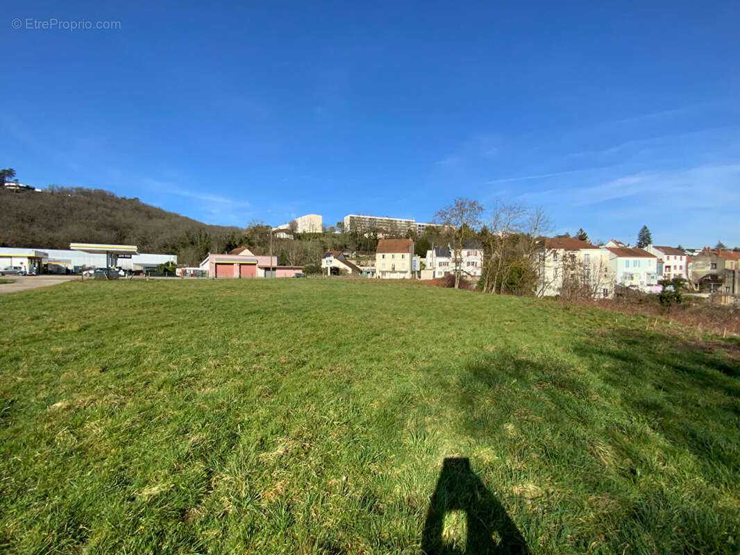 Terrain à LE CREUSOT