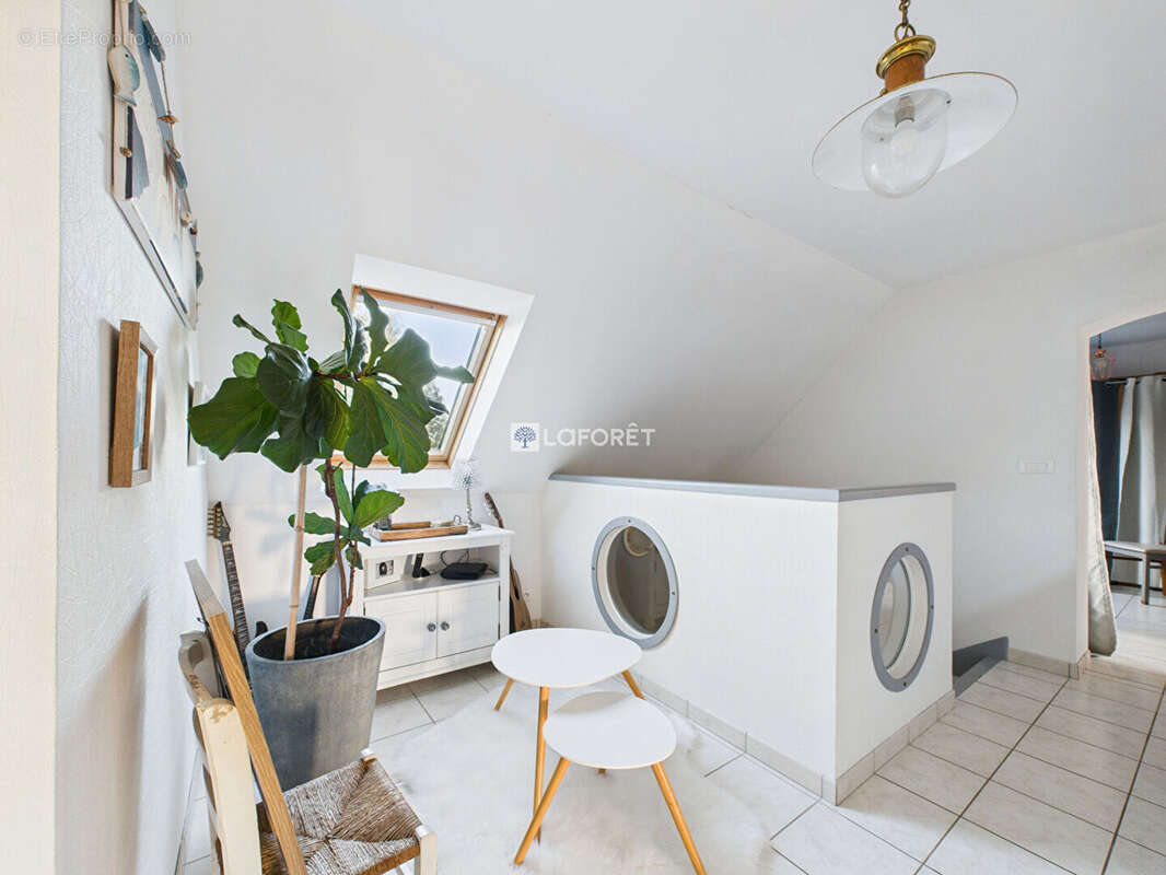 Maison à SAINT-EVARZEC