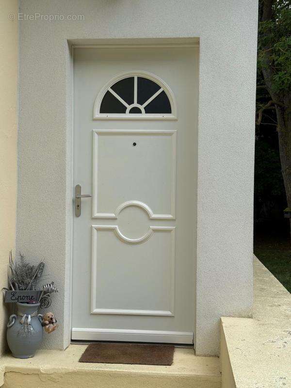 Maison à EPONE