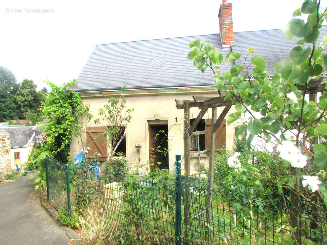 Maison à BEAUMONT-SUR-DEME