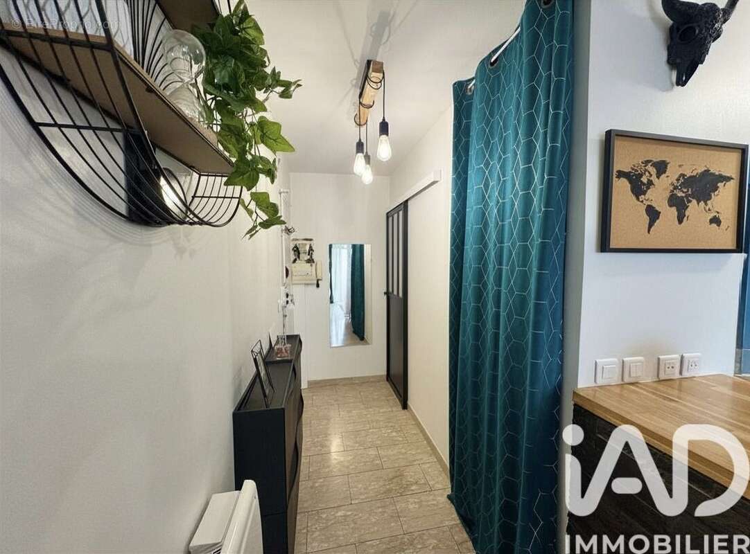 Photo 5 - Appartement à SAINTE-GENEVIEVE-DES-BOIS