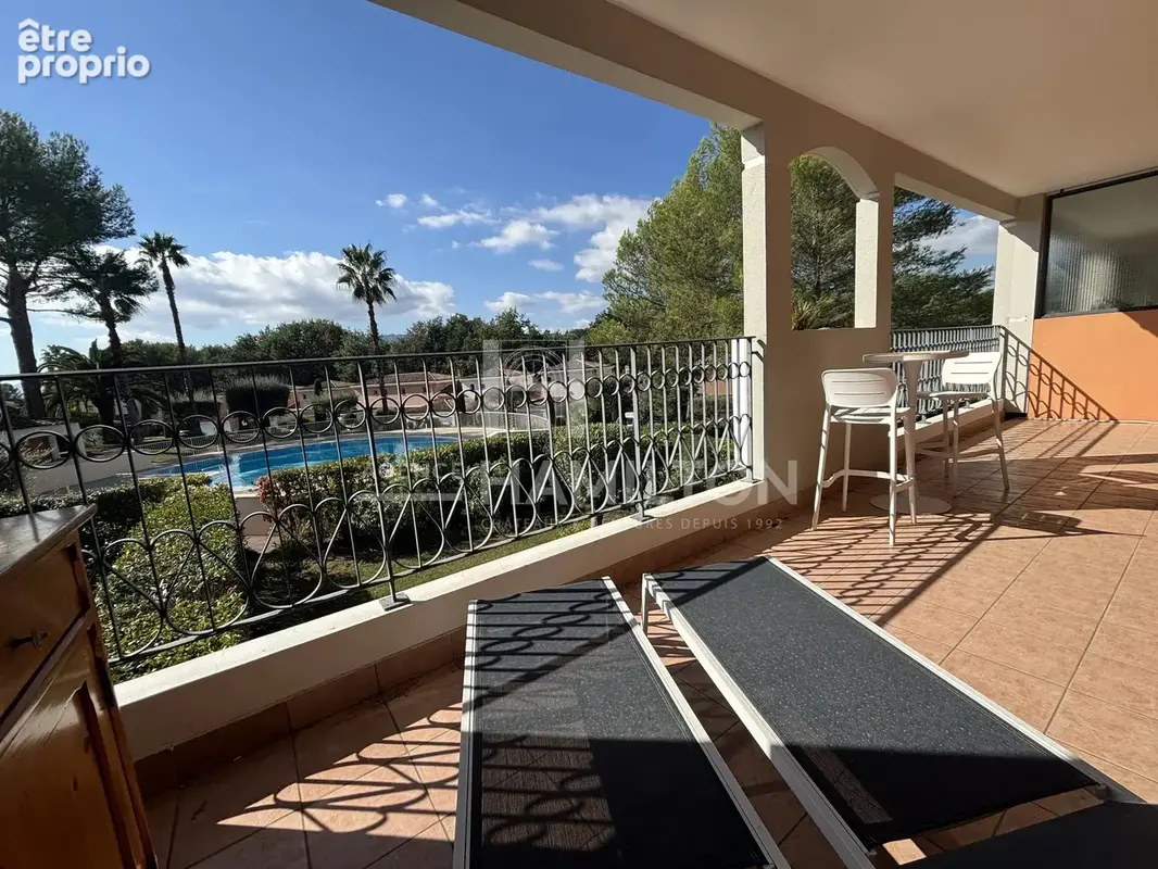 Domaine sécurisé à Mougins – 2 pieces, Terrasse 24 m², vue Domaine du golf, piscine  Copier le titre - photo 17