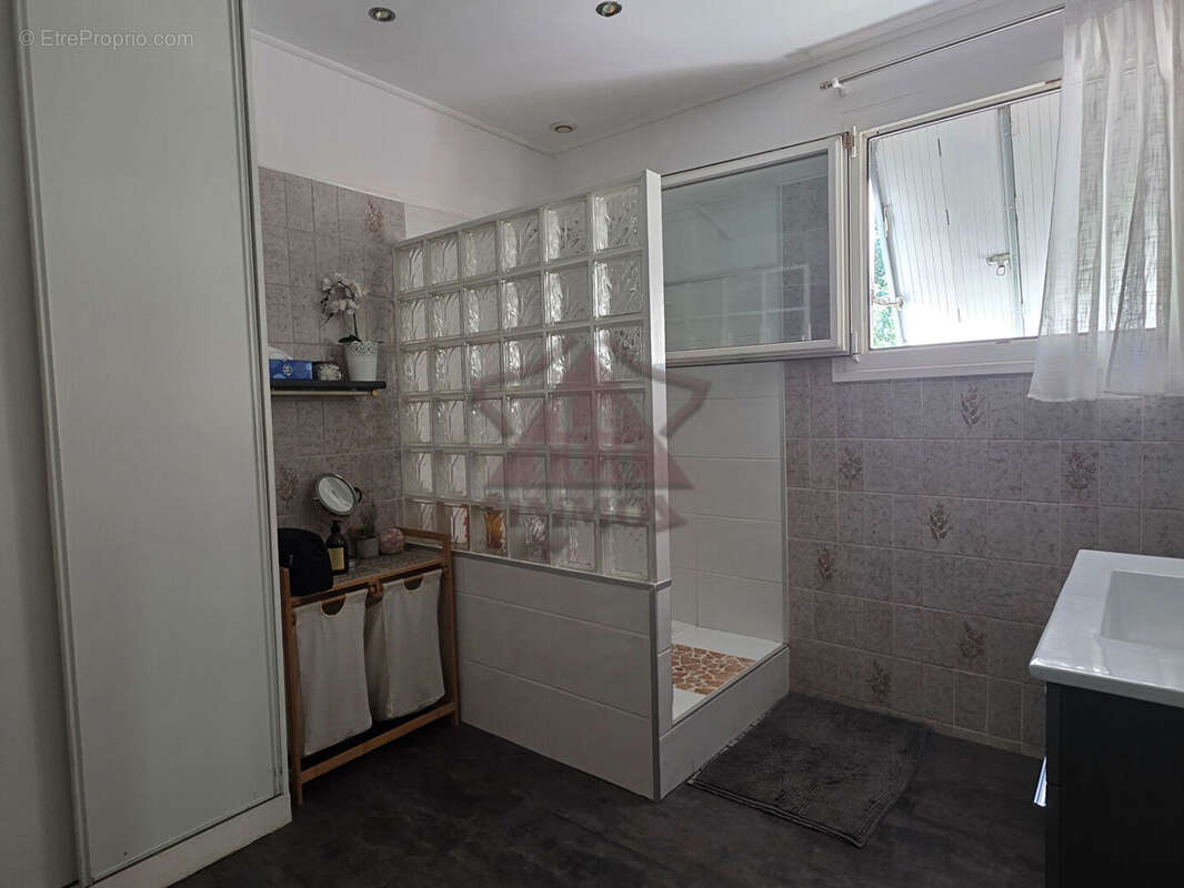 Grande maison familiale avec 6 chambres - photo 11