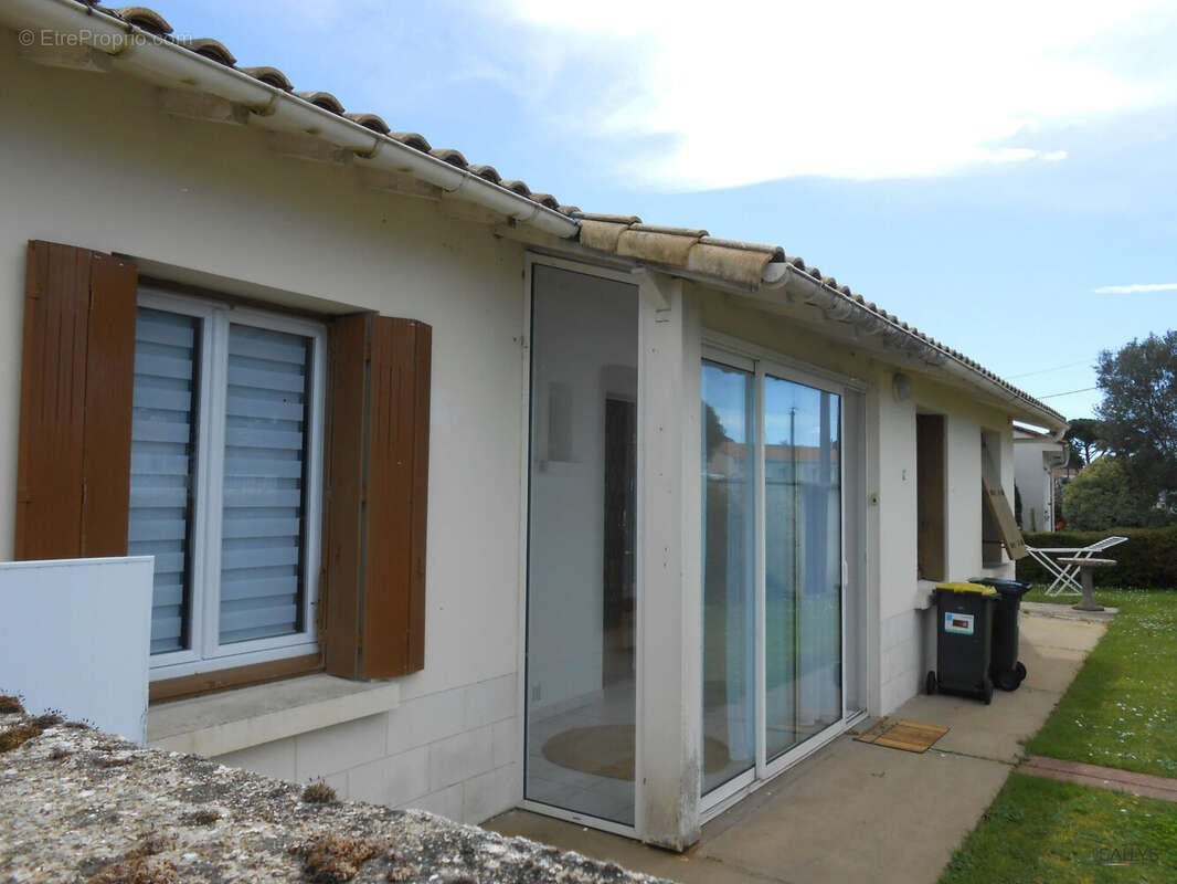 Maison à MESCHERS-SUR-GIRONDE