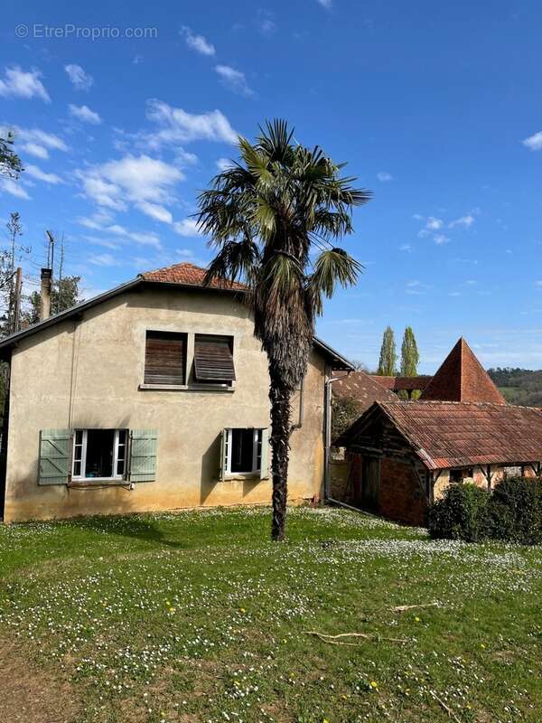 Domaine exceptionnel, 12 Ha, 2 maisons et grande bâtisse de 1930, grange de stockage, 30 min de Pau - photo 10