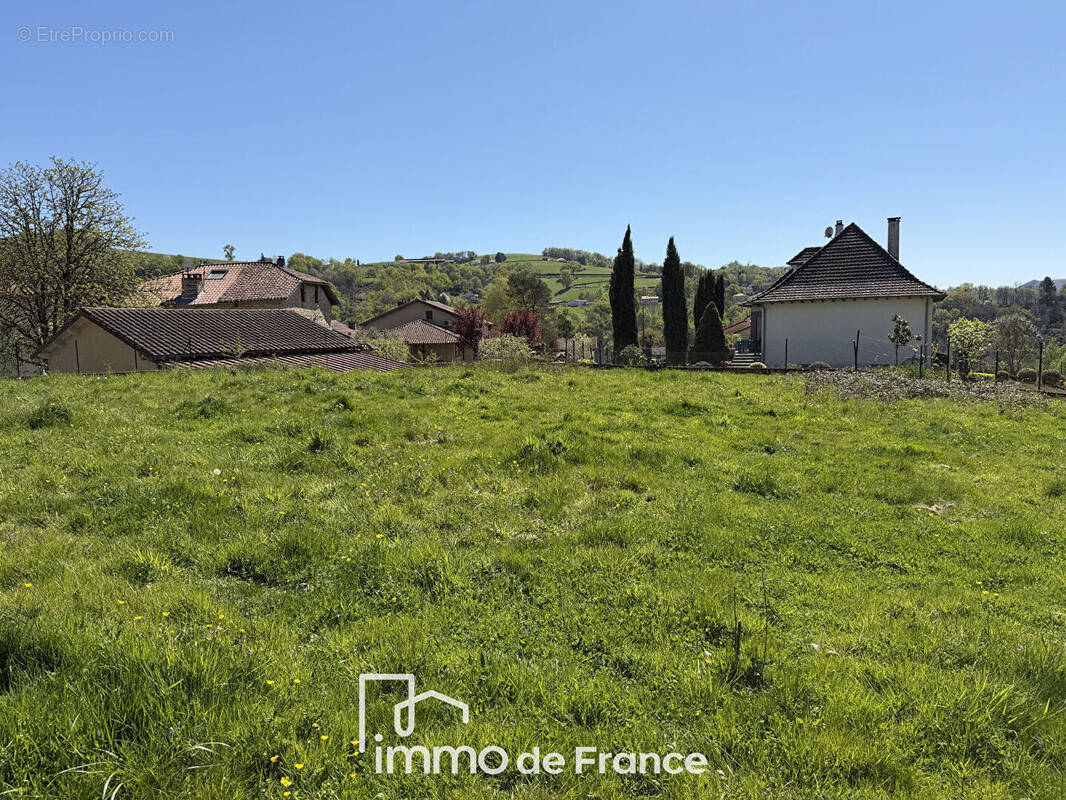 Terrain à SAINT-PARTHEM