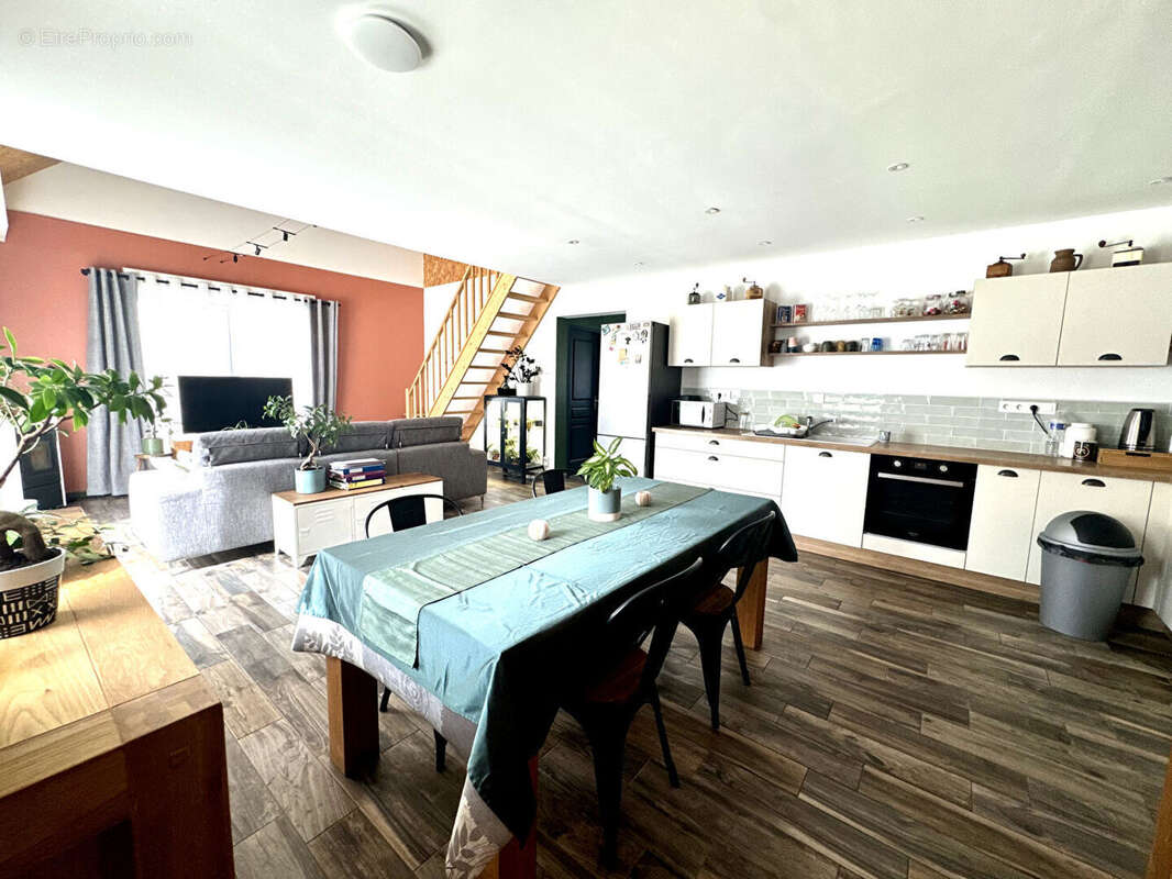 Maison à HESDIGNEUL-LES-BOULOGNE