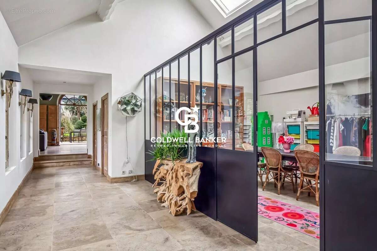 Maison à FEUCHEROLLES