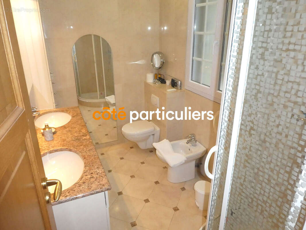 Maison à VILLENEUVE-LE-ROI