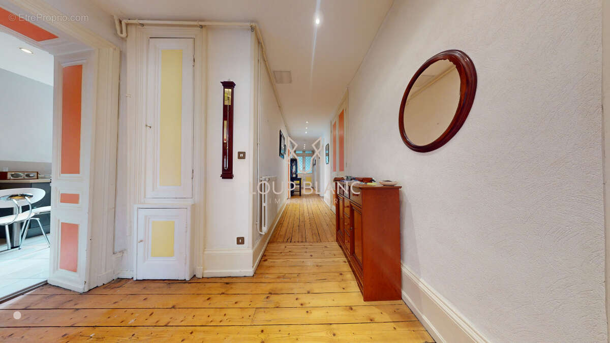 Appartement 126 m2 sur Les Quais - photo 10